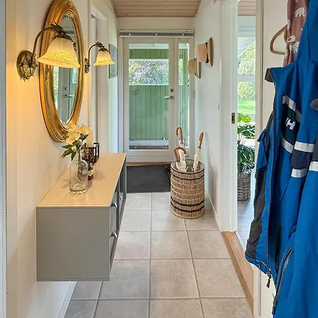 4 Bedroom Awesome In Stege