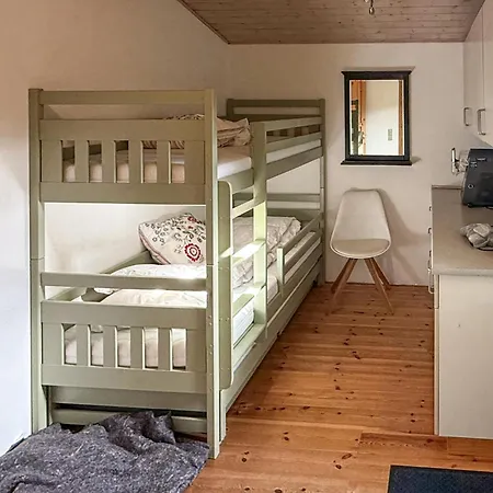 Сasa de vacaciones 4 Bedroom Awesome In Stege